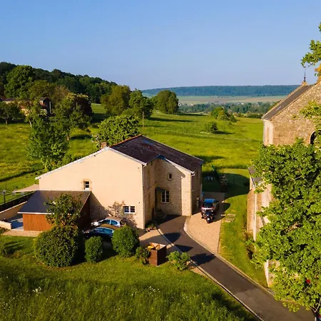 Les Saint-aignan Holiday home