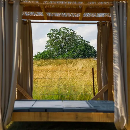 Les Saint-aignan Holiday home *